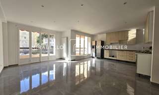 Appartement 3 Pièces 66 m² à vendre à Menton (06500)