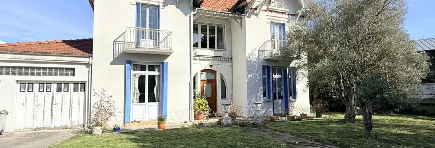 Maison 6 Pièces 250 m² à vendre à Vic-en-Bigorre (65500)