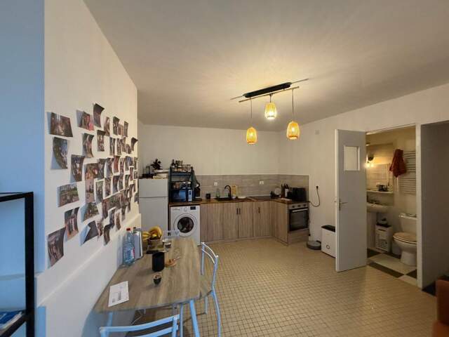 Appartement T2 rénové et vendu loué 420€ en meublé — photo du bien