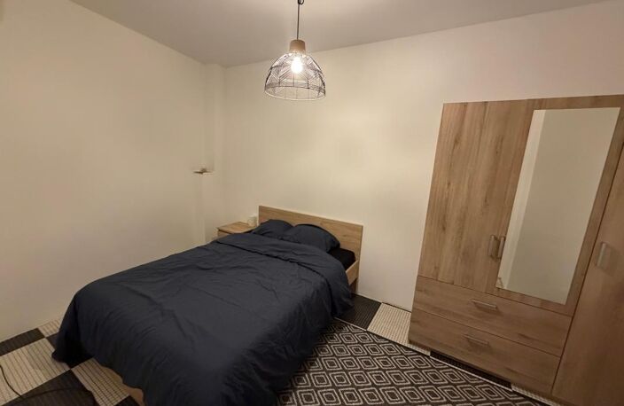 Appartement T2 rénové et vendu loué 420€ en meublé — photo 4