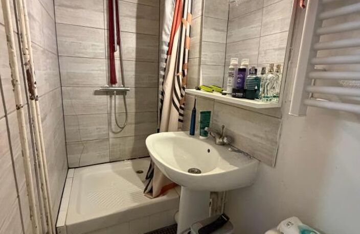 Appartement T2 rénové et vendu loué 420€ en meublé — photo 5