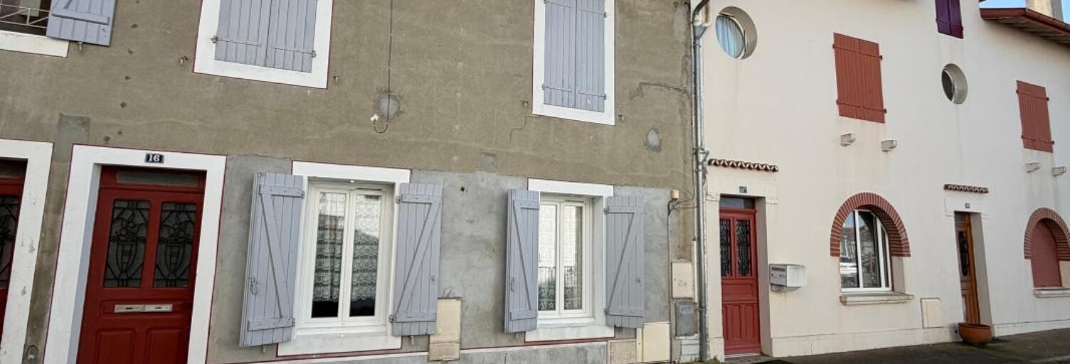 Immeuble  83 m² à vendre à Saint-Sever (40500)