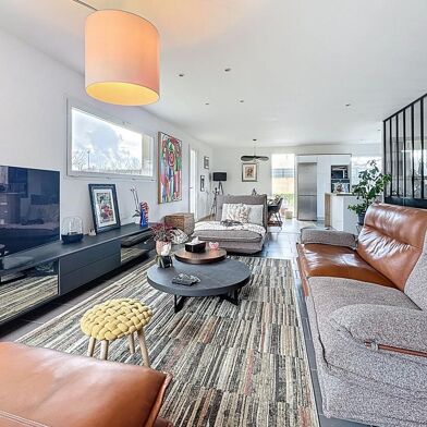 Maison 5 pièces 426000 €