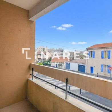 Appartement 4 pièces 275000 €