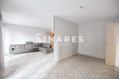 Appartement 4 pièces 275000 €