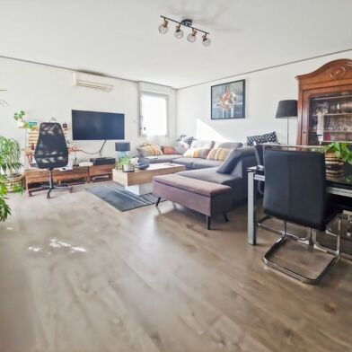 Appartement 4 pièces 255000 €