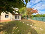 À Vendre - Maison avec Garage, Piscine et Jardin - AUCAMVILLE — photo 2