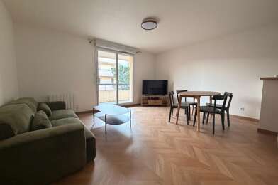 Appartement 3 pièces 980 €