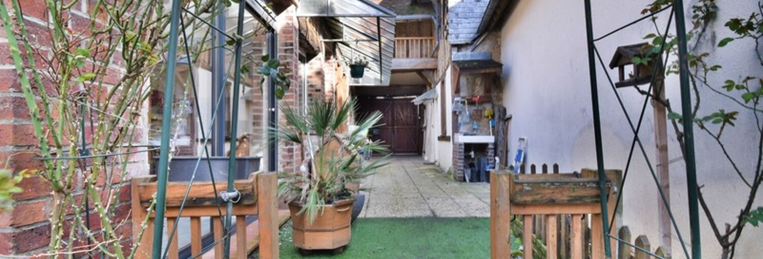 Maison 8 Pièces 161 m² à vendre à Dangeau (28160)