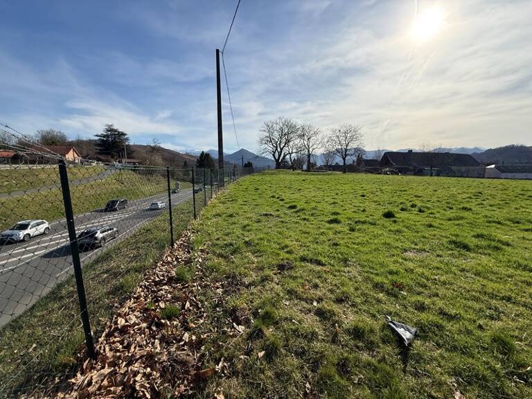 Terrain constructible de 5609 m² — photo 1