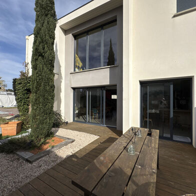 Maison 7 pièces 842000 €