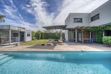 Maison 7 pièces 842000 €