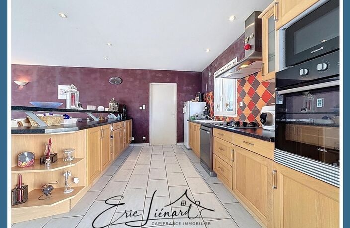 Maison à vendre 8 pièces SAINT MAIXENT L'ECOLE (79) — photo 5