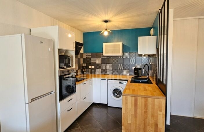 Dpt Pyrénées Atlantiques (64) - A BOUCAU - A vendre Appartement 2 pièces de 40.63 m² Carrez et parking — photo 3