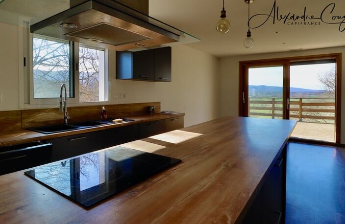 A vendre DOURGNE (Tarn) maison rénovée de 153 m², 4 chambres, vue dégagée sur la Montagne Noire, terrain 1,79 ha — photo 4