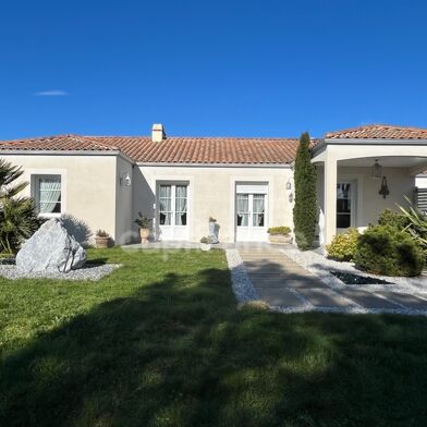 Maison 5 pièces 592230 €