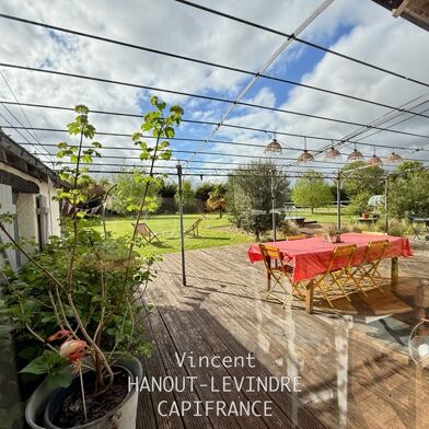 Maison 8 pièces 374500 €