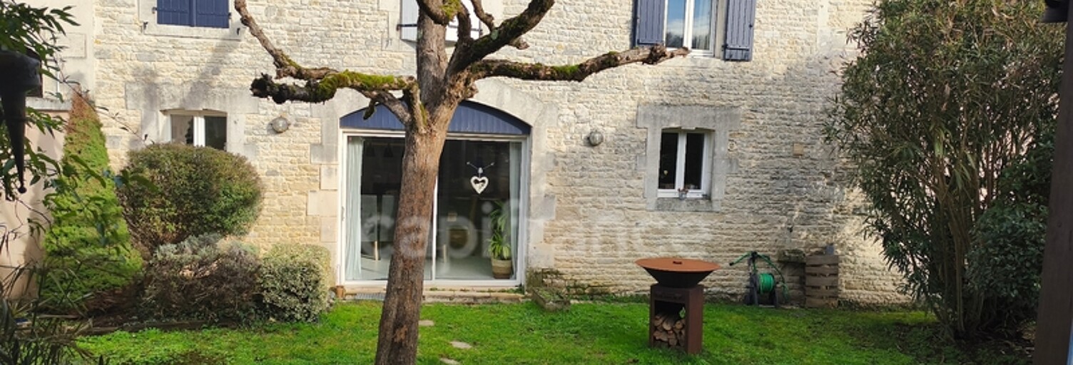 Maison 6 Pièces 157 m² à vendre à Chassors (16200)
