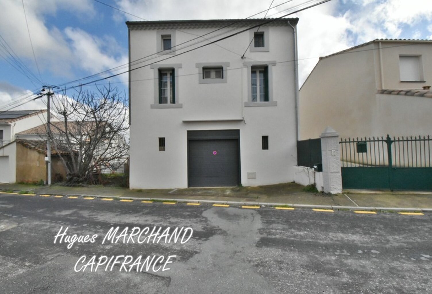 Maison vigneronne avec garage, cour et jardin — Fort potentiel — photo 1