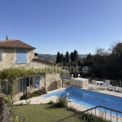 Maison 6 pièces 605000 €