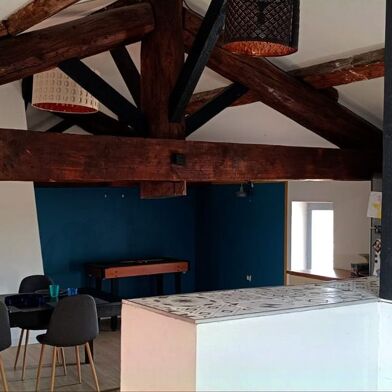 Appartement 6 pièces 360 €