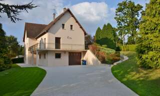 Maison 7 Pièces 227 m² à louer à Saint-Just-le-Martel (87590)