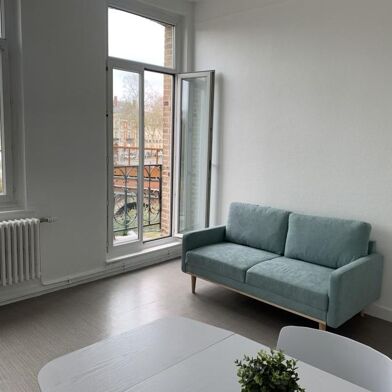Appartement 3 pièces 800 €
