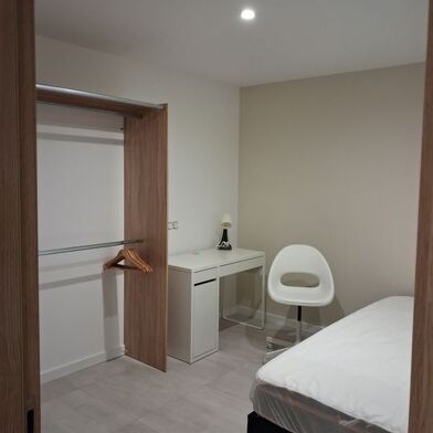 Appartement 4 pièces 570 €