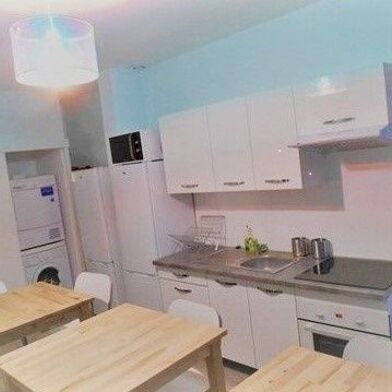 Maison 10 pièces 550 €