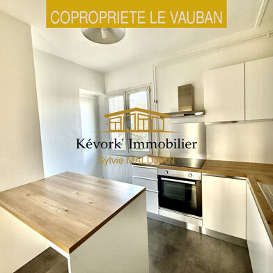 Appartement 4 pièces 160500 €