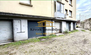 Garage  15 m² à vendre à Bourg-lès-Valence (26500)