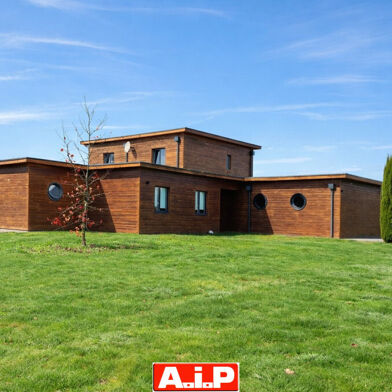 Maison 10 pièces 353600 €