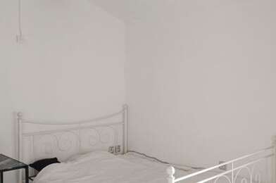 Appartement 6 pièces 360 €