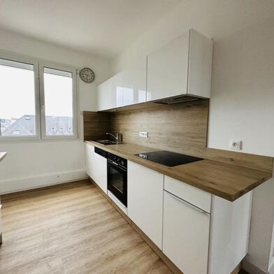 Appartement 4 pièces 500 €