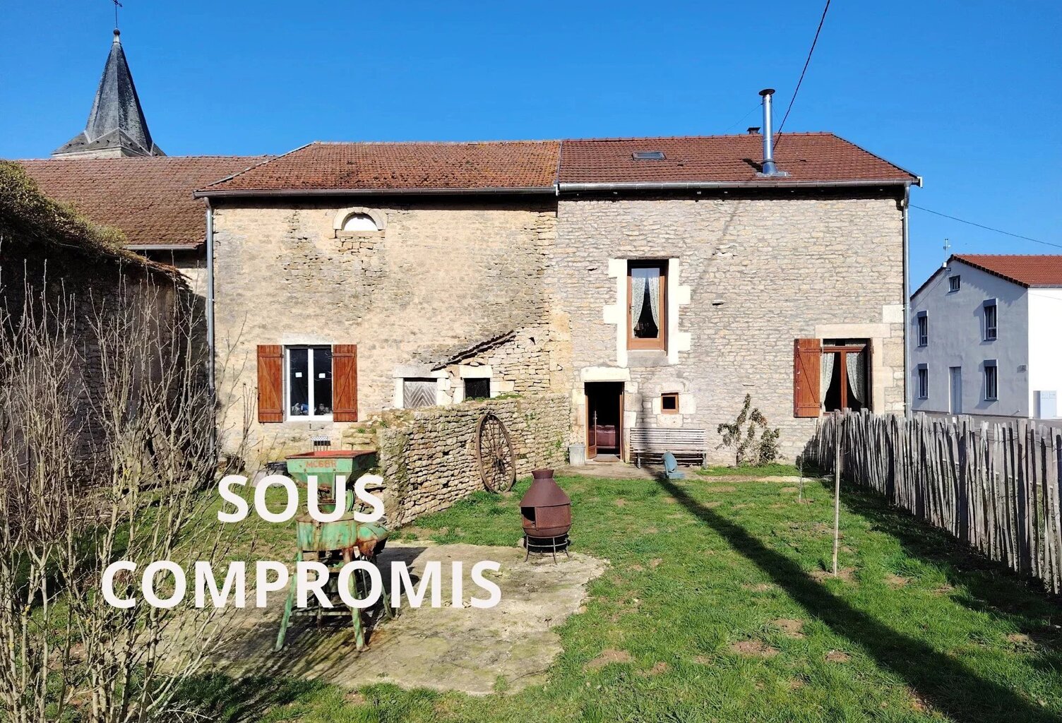Haute-Marne à vendre : 2 maisons avec jardin ensoleillé — photo 1