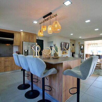 Maison 4 pièces 446000 €