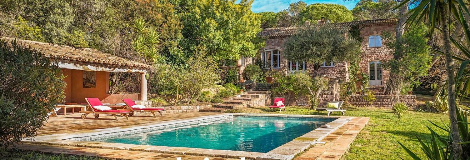 Maison 8 Pièces 300 m² à vendre à Saint-Raphaël (83700)