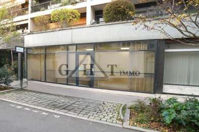 Commerce  650000 €