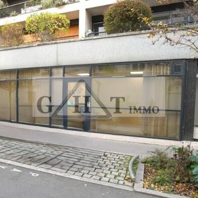 Commerce  650000 €