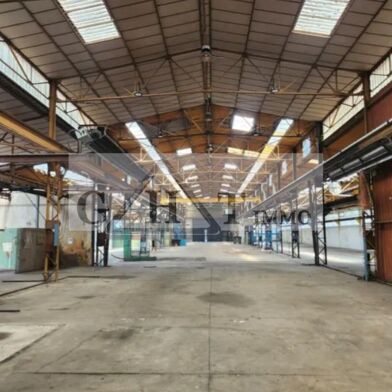 Local industriel  3180000 €