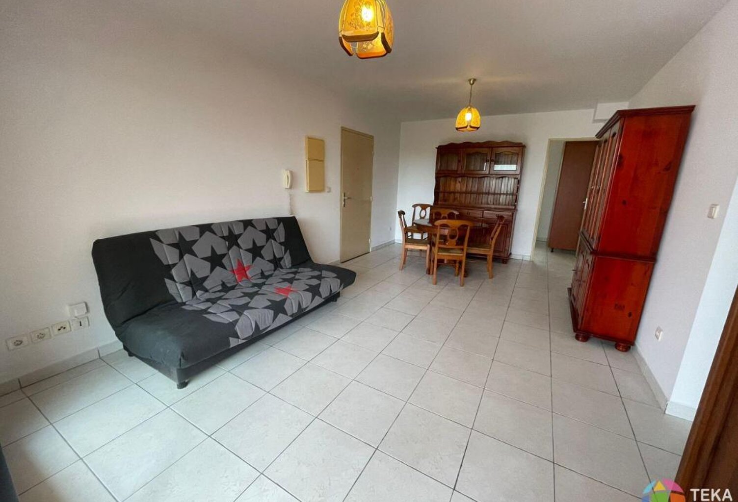 Fabien TEKA IMMO  vous propose à louer à la providence ( St Denis) , à 2 minutes du bd sud,  appartement T3, ile de la Réunion — photo 1
