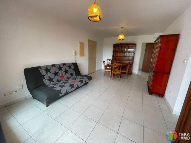 Fabien TEKA IMMO  vous propose à louer à la providence ( St Denis) , à 2 minutes du bd sud,  appartement T3, ile de la Réunion — photo du bien