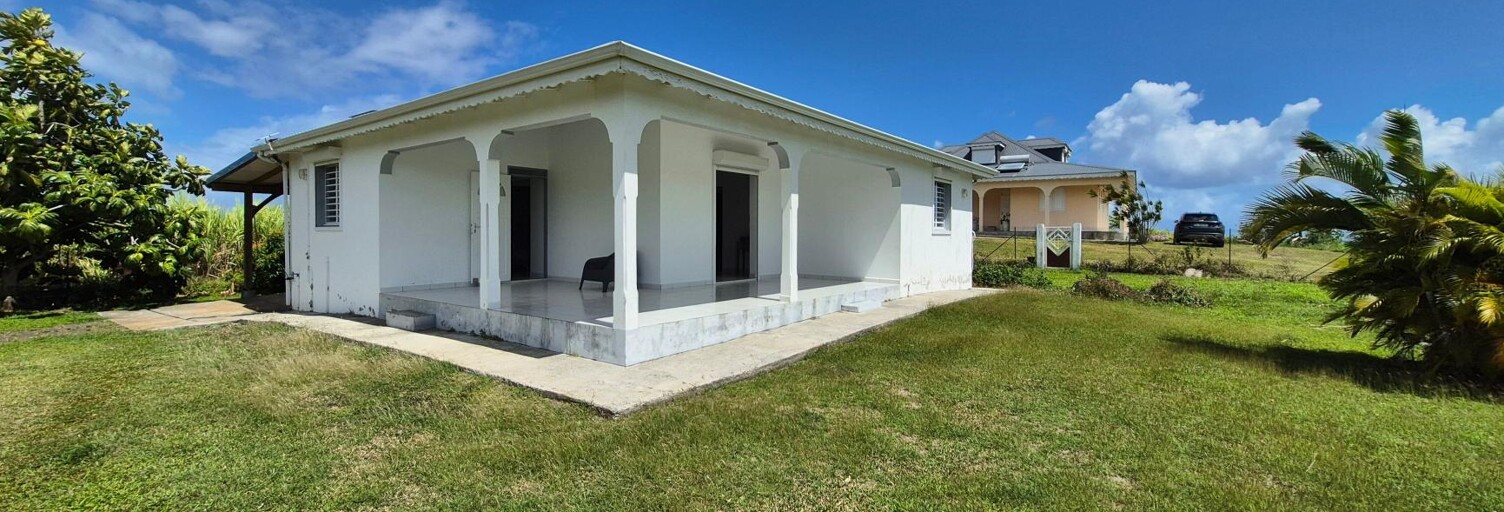 Maison 3 Pièces 86 m² à louer à Sainte-Rose (97115)