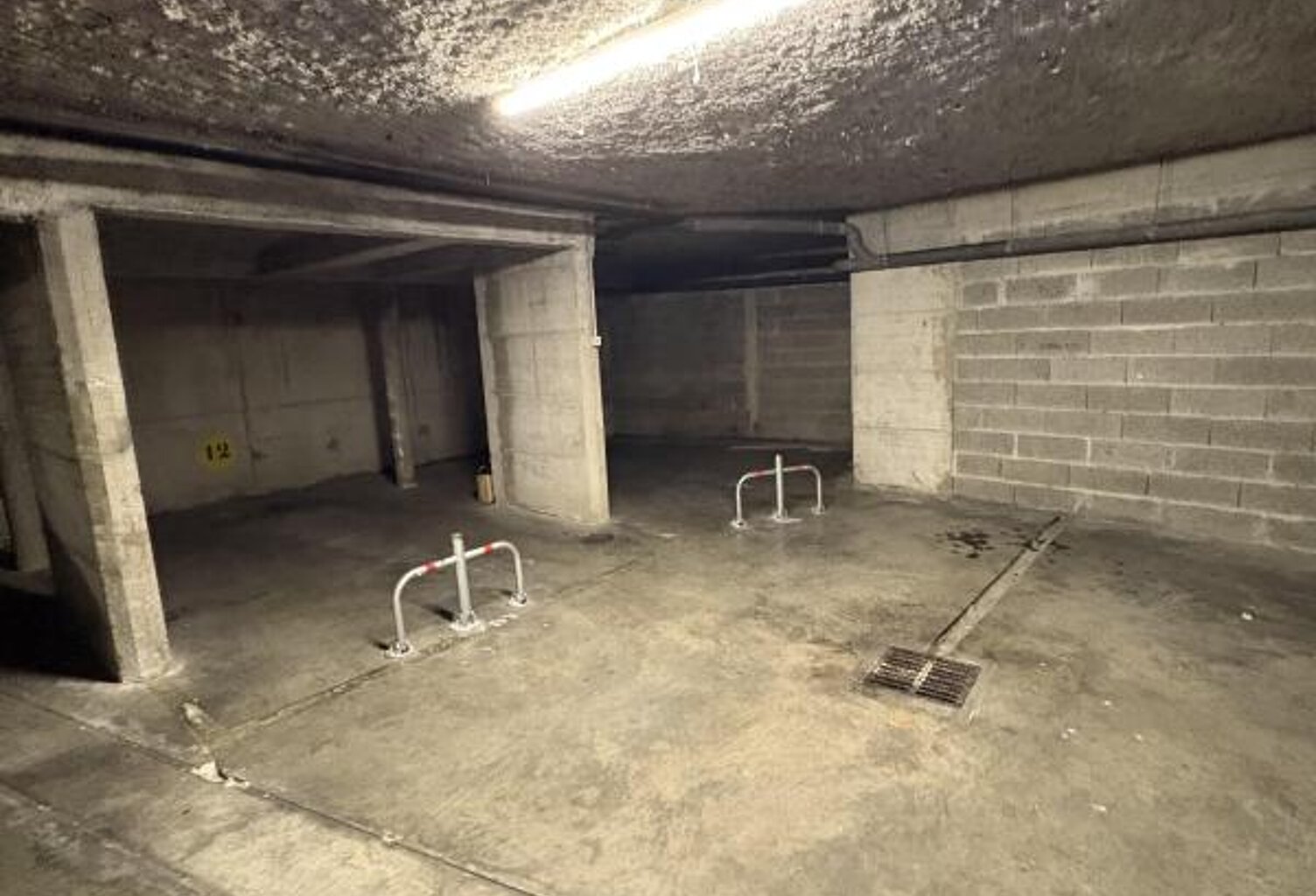 Stationnement couvert BOX 22€ + TVA — photo 1