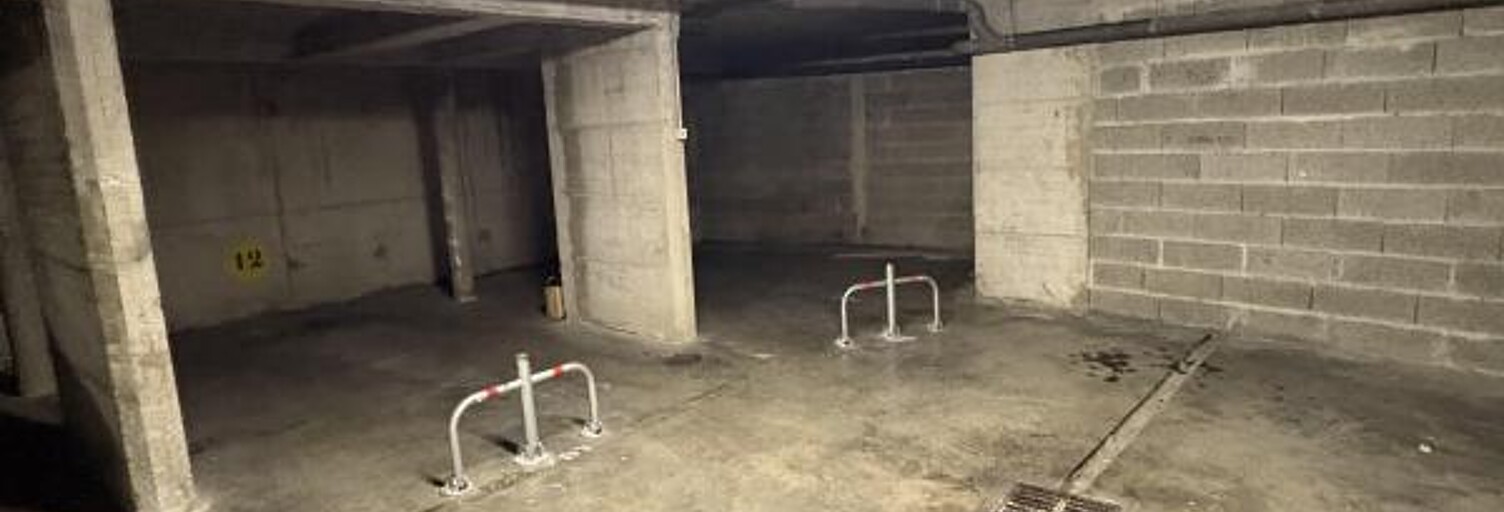 Garage  12 m² à louer à Bollène (84500)