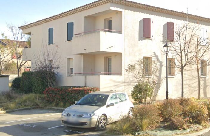 Stationnement emplacement non couvert 17€ + TVA — photo 3