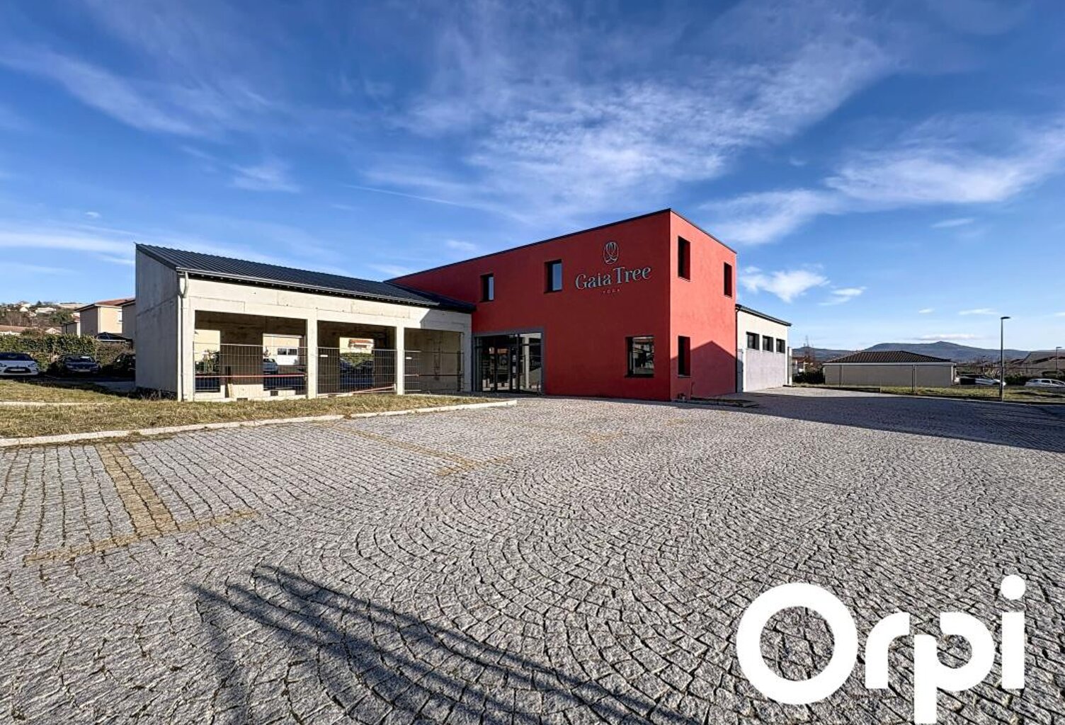 Local Commercial 420m2 — photo 1