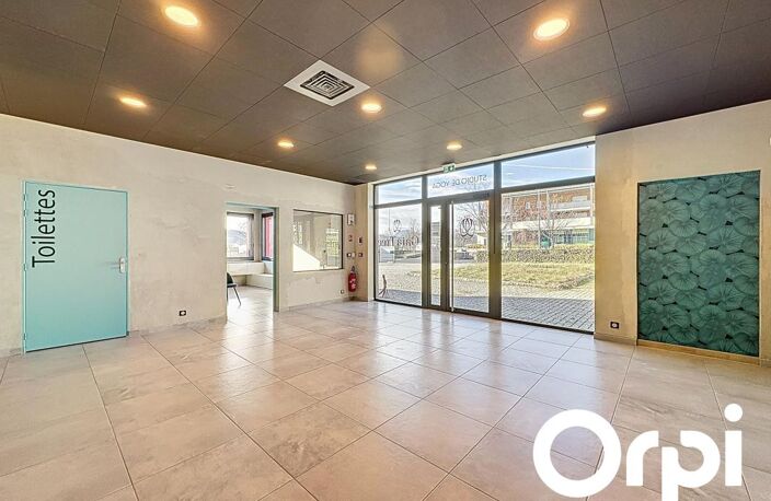 Local Commercial 420m2 — photo 2