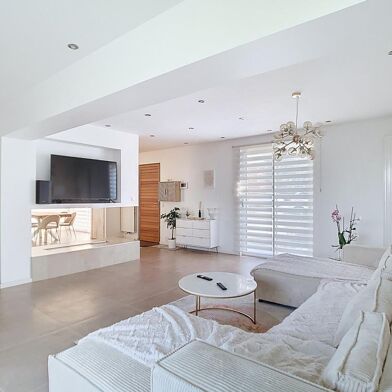 Maison 6 pièces 380000 €