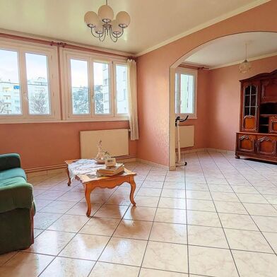 Appartement 5 pièces 165000 €